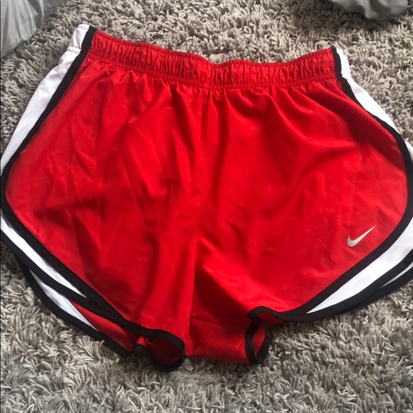 nike red womens shorts